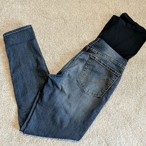 Maternity skinny jeans